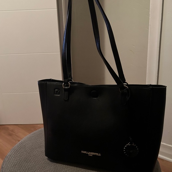 Magnetic Karl lagerfield black bag - Picture 3 of 4